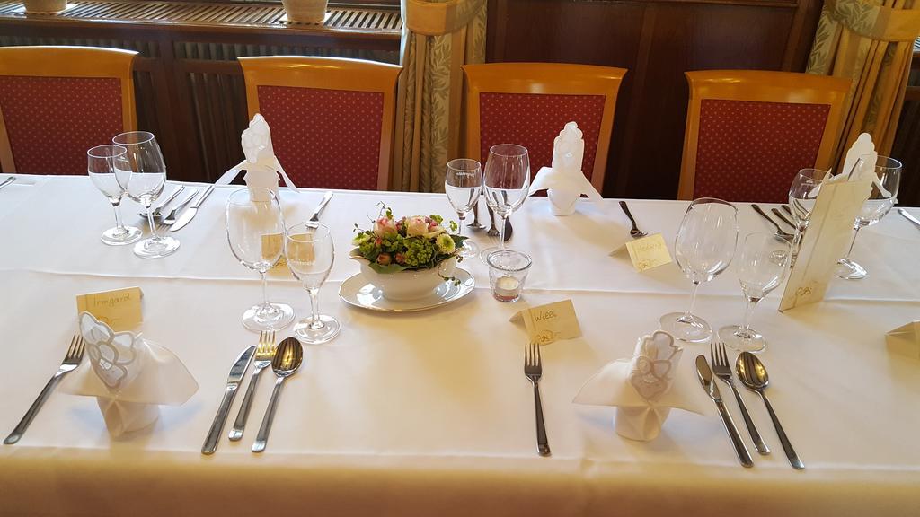 Gasthaus Zum Hirschen Рингсхайм Екстериор снимка