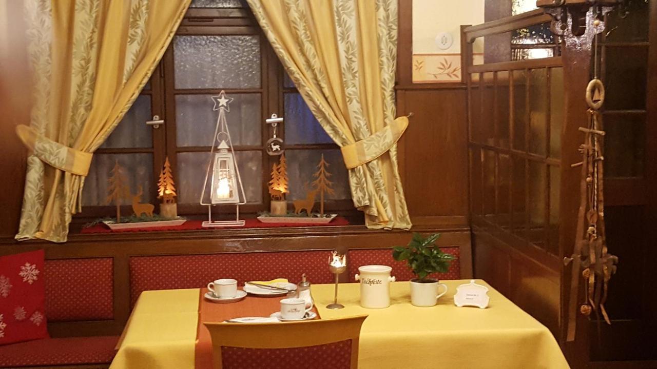 Gasthaus Zum Hirschen Рингсхайм Екстериор снимка
